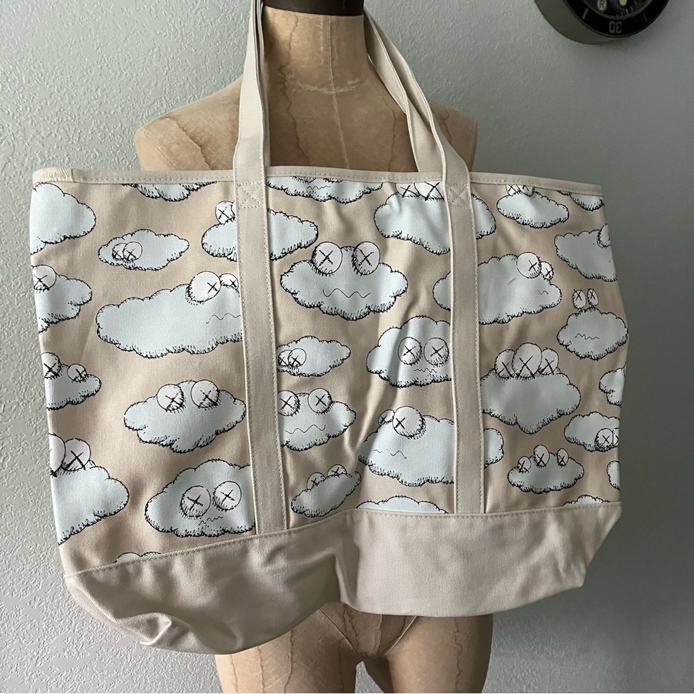 NEW KAWS x UNIQLO 2016 White Clouds Beige Light Brown Canvas Tote Bag